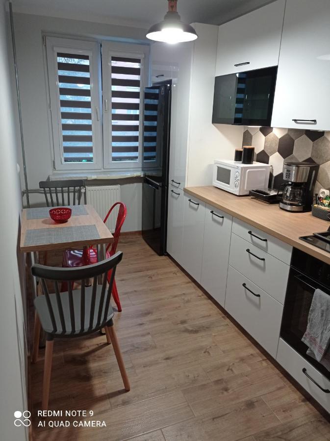 סטאלובה וולה Apartament Na Parterze מראה חיצוני תמונה